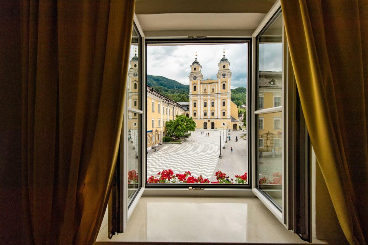 Hotel Leitnerbrau Мондзее Экстерьер фото